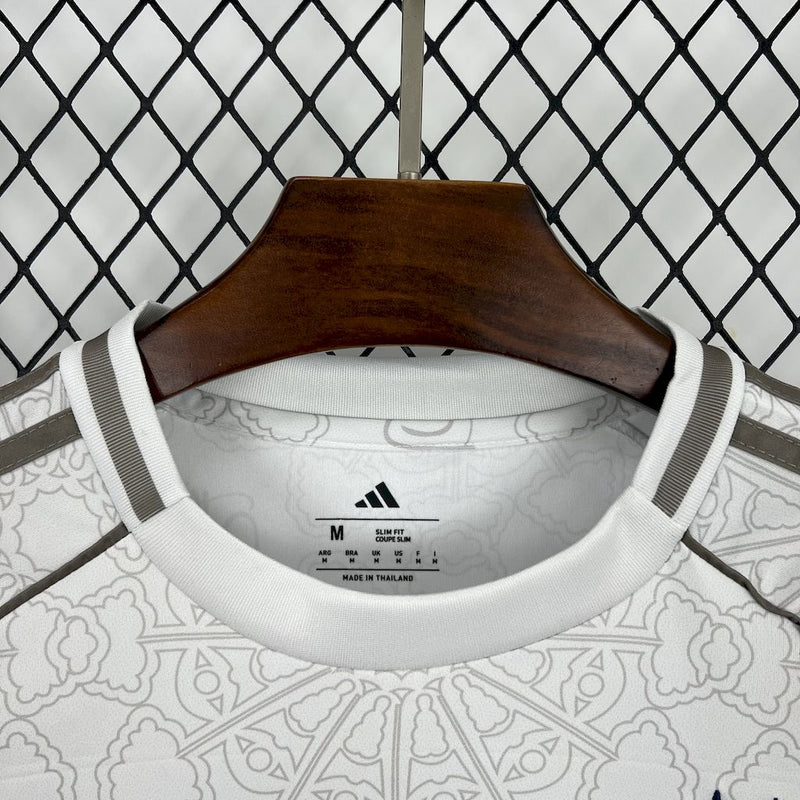 Nottingham Forest 2025/26 Away Jersey