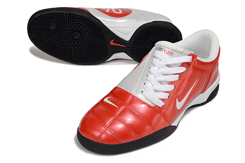 Total 90  'RED/WHITE' 2025 - INDOOR SOCCER CLEATS