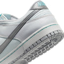 Nike Dunk Low  SE SUMMIT WHITE/METALLIC SILVER-GLACIER ICE HQ3619-121