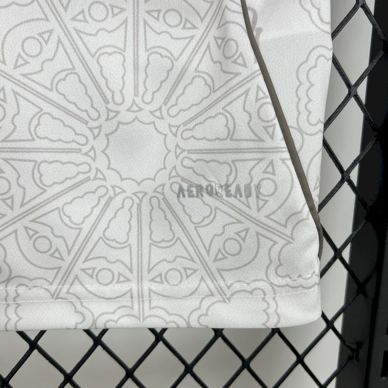 Nottingham Forest 2025/26 Away Jersey